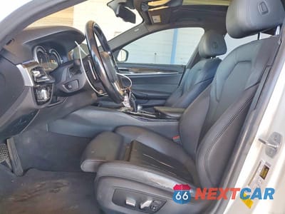 Zdjęcie 7 z 12 samochodu: 2018 BMW 530 I VIN:WBAJA5C54JWA36939 - miniatura
