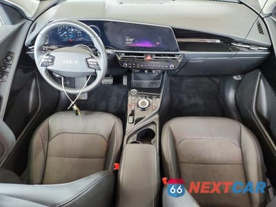 Zdjęcie 8 z 11 samochodu: 2024 KIA NIRO EV WIND VIN:KNDCR3L10R5099203 - miniatura