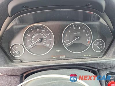 Zdjęcie 9 z 11 samochodu: 2016 BMW 320 XI VIN:WBA8A3C56GK690566 - miniatura