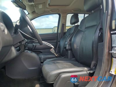 Zdjęcie 7 z 12 samochodu: 2016 JEEP COMPASS LATITUDE VIN:1C4NJCEA3GD676385 - miniatura