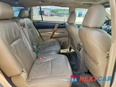 Zdjęcie 11 z 13 samochodu: 2010 TOYOTA HIGHLANDER LIMITED VIN:JTEYK3EH0A2106348 - miniatura