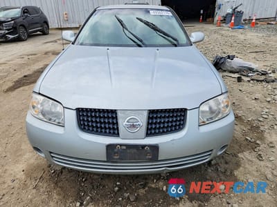 Piąte zdjęcie samochodu w środku: 2004 NISSAN SENTRA 1.8 VIN:3N1CB51D34L481363 - miniatura