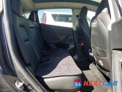 Zdjęcie 10 z 12 samochodu: 2024 TESLA MODEL Y VIN:7SAYGDED0RF083822 - miniatura