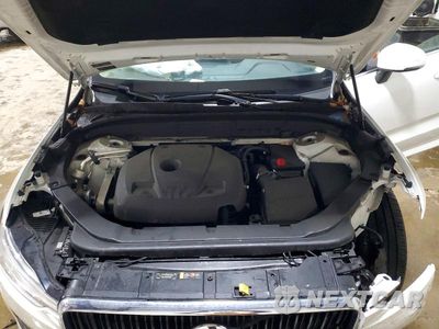 Zdjęcie 12 z 14 samochodu: 2018 VOLVO XC60 T5 VIN:LYV102RK6JB111113 - miniatura