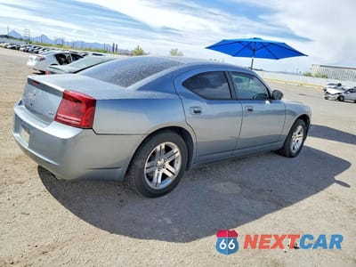 Trzecie zdjęcie samochodu z tyłu: 2006 DODGE CHARGER SE VIN:2B3KA43G36H506501 - miniatura