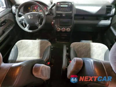 Zdjęcie 8 z 14 samochodu: 2003 HONDA CR-V EX VIN:SHSRD78823U148289 - miniatura