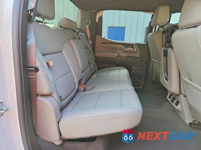 Zdjęcie 10 z 11 samochodu: 2026 GMC SIERRA K1500 SLT VIN:1GTUUDED1TZ254518 - miniatura