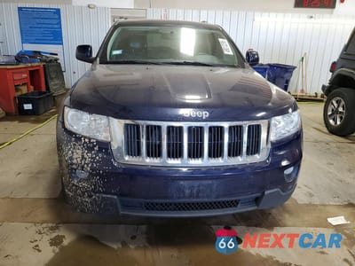 Piąte zdjęcie samochodu w środku: 2013 JEEP GRAND CHEROKEE LAREDO VIN:1C4RJFAG0DC560737 - miniatura