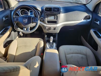 Zdjęcie 8 z 12 samochodu: 2012 DODGE JOURNEY SE VIN:3C4PDCABXCT324228 - miniatura