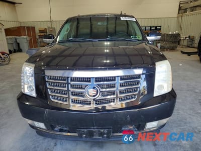 Piąte zdjęcie samochodu w środku: 2008 CADILLAC ESCALADE LUXURY VIN:1GYFK63848R116537 - miniatura
