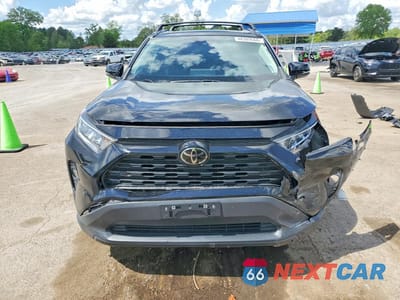 Piąte zdjęcie samochodu w środku: 2021 TOYOTA RAV4 XLE PREMIUM VIN:2T3C1RFV2MC170915 - miniatura