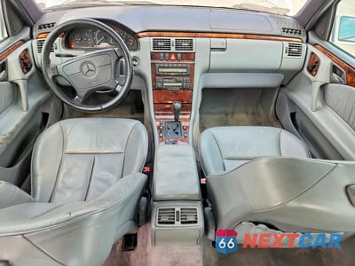 Zdjęcie 8 z 12 samochodu: 1998 MERCEDES-BENZ E 320 VIN:WDBJF65F9WA585469 - miniatura