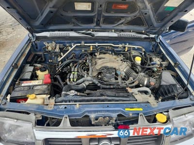 Zdjęcie 11 z 12 samochodu: 2000 NISSAN FRONTIER XE VIN:1N6ED27Y0YC419264 - miniatura