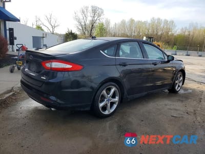 Trzecie zdjęcie samochodu z tyłu: 2013 FORD FUSION SE VIN:3FA6P0HR4DR106911 - miniatura