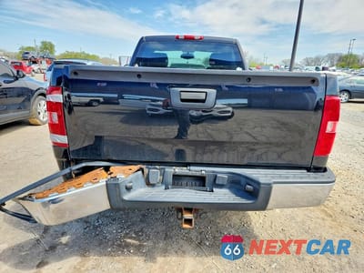 Zdjęcie 6 z 12 samochodu: 2007 CHEVROLET SILVERADO K1500 VIN:1GCEK14C67Z555048 - miniatura