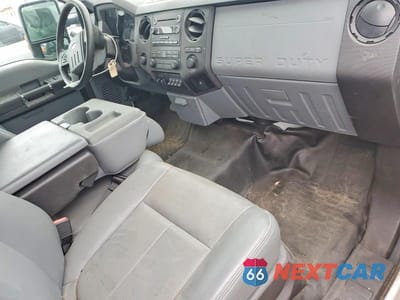 Zdjęcie 8 z 12 samochodu: 2015 FORD F250 SUPER DUTY VIN:1FTBF2B65FEA61358 - miniatura