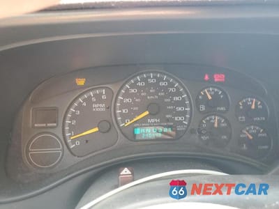 Zdjęcie 9 z 12 samochodu: 2001 GMC NEW SIERRA C1500 VIN:2GTEC19V211262271 - miniatura