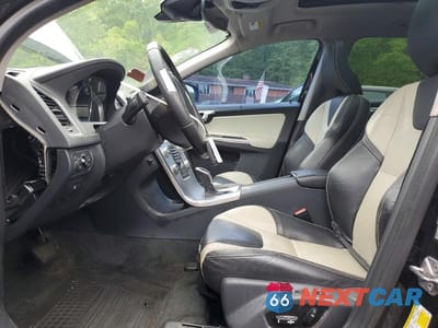 Zdjęcie 7 z 12 samochodu: 2017 VOLVO XC60 T5 DYNAMIC VIN:YV440MDRXH2035739 - miniatura
