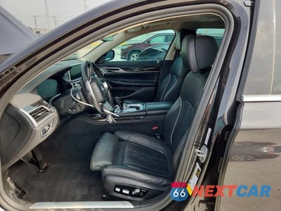 Zdjęcie 7 z 13 samochodu: 2022 BMW 740 I VIN:WBA7T2C07NCH07471 - miniatura