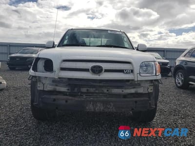 Piąte zdjęcie samochodu w środku: 2003 TOYOTA TUNDRA LIMITED VIN:5TBBT48113S437326 - miniatura