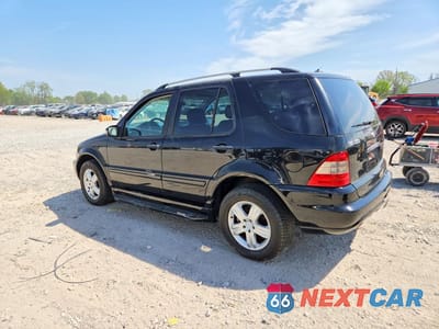 Drugie zdjęcie samochodu z przodu: 2005 MERCEDES-BENZ ML 500 VIN:4JGAB75E75A559683 - miniatura