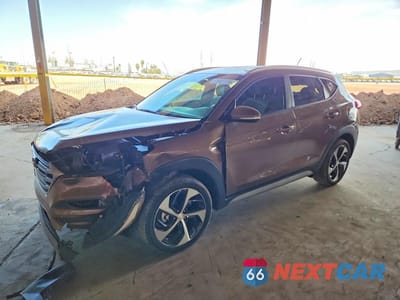 2017 HYUNDAI TUCSON SPORT KM8J33A28HU460245 - główne zdjęcie licytacji z USA - miniatura