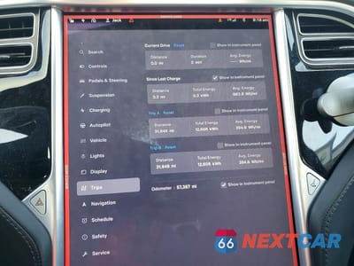 Zdjęcie 9 z 13 samochodu: 2018 TESLA MODEL S VIN:5YJSA1E22JF248811 - miniatura