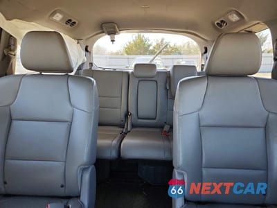 Zdjęcie 10 z 13 samochodu: 2016 HONDA ODYSSEY TOURING VIN:5FNRL5H95GB119592 - miniatura