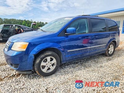 2010 DODGE GRAND CARAVAN SXT 2D4RN5D1XAR180560 - główne zdjęcie licytacji z USA - miniatura