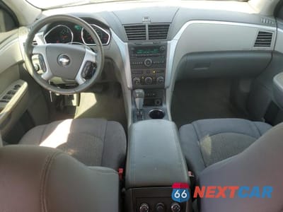 Zdjęcie 8 z 13 samochodu: 2010 CHEVROLET TRAVERSE LT VIN:1GNLRFED8AS115380 - miniatura