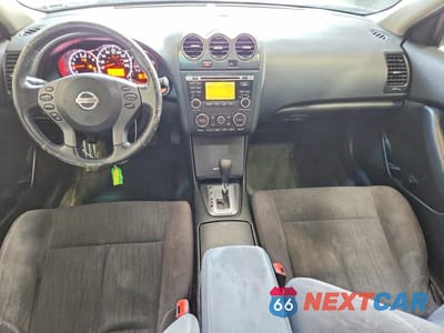 Zdjęcie 8 z 12 samochodu: 2011 NISSAN ALTIMA 2.5 VIN:1N4AL2APXBN494205 - miniatura