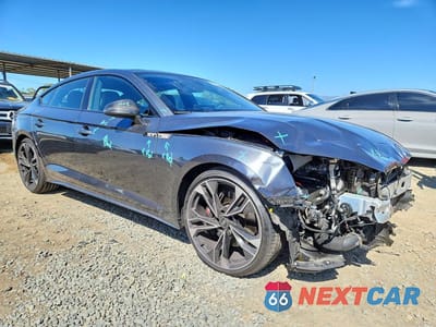 Czwarte zdjęcie samochodu z boku: 2023 AUDI S5 PRESTIGE VIN:WAUB4CF55PA008436 - miniatura