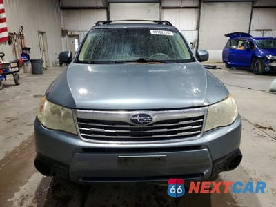 Piąte zdjęcie samochodu w środku: 2010 SUBARU FORESTER 2.5X PREMIUM VIN:JF2SH6CC7AH762448 - miniatura