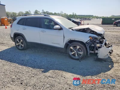 Czwarte zdjęcie samochodu z boku: 2019 JEEP CHEROKEE LIMITED VIN:1C4PJLDB6KD357042 - miniatura