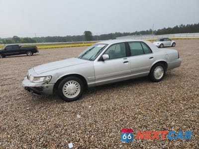 2002 MERCURY GRAND MARQUIS GS 2MEFM74W82X663986 - główne zdjęcie licytacji z USA - miniatura