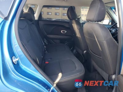 Zdjęcie 10 z 12 samochodu: 2016 KIA SOUL + VIN:KNDJP3A55G7301845 - miniatura