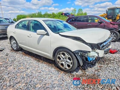 Czwarte zdjęcie samochodu z boku: 2010 FORD FUSION SE VIN:3FAHP0HA1AR185548 - miniatura