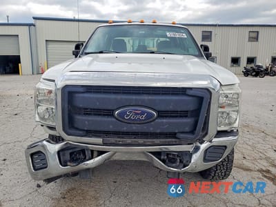 Piąte zdjęcie samochodu w środku: 2016 FORD F350 SUPER DUTY VIN:1FT8W3B60GEB60610 - miniatura