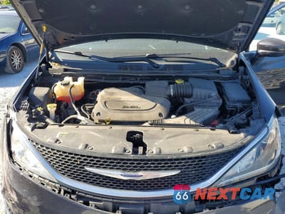 Zdjęcie 12 z 13 samochodu: 2019 CHRYSLER PACIFICA TOURING PLUS VIN:2C4RC1FG3KR734147 - miniatura