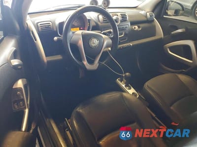Zdjęcie 8 z 12 samochodu: 2009 SMART FORTWO PURE VIN:WMEEJ31XX9K257332 - miniatura