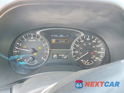 Zdjęcie 9 z 12 samochodu: 2014 NISSAN PATHFINDER S VIN:5N1AR2MM5EC705364 - miniatura