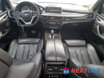 Zdjęcie 8 z 12 samochodu: 2015 BMW X5 XDRIVE50I VIN:5UXKR6C55F0J78857 - miniatura