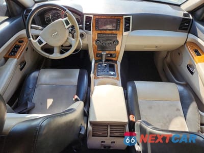 Zdjęcie 8 z 13 samochodu: 2010 JEEP GRAND CHEROKEE LIMITED VIN:1J4RR5GT4AC111431 - miniatura