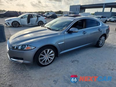 2015 JAGUAR XF 2.0T PREMIUM SAJWA0FSXFPU50496 - główne zdjęcie licytacji z USA - miniatura
