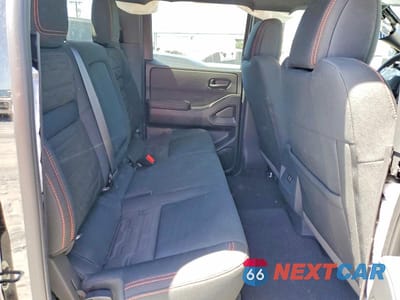 Zdjęcie 10 z 12 samochodu: 2026 NISSAN FRONTIER PRO-4X VIN:1N6ED1EK7TN633366 - miniatura