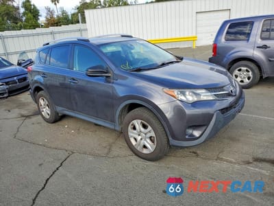 Czwarte zdjęcie samochodu z boku: 2015 TOYOTA RAV4 LE VIN:JTMZFREV5FJ049695 - miniatura
