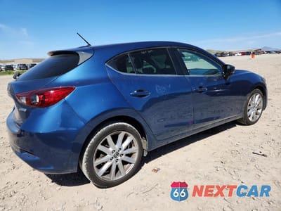 Trzecie zdjęcie samochodu z tyłu: 2017 MAZDA 3 TOURING VIN:JM1BN1L79H1128946 - miniatura