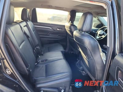 Zdjęcie 11 z 13 samochodu: 2019 TOYOTA HIGHLANDER LIMITED VIN:5TDDZRFH2KS976659 - miniatura