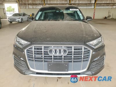 Piąte zdjęcie samochodu w środku: 2021 AUDI Q7 PREMIUM PLUS VIN:WA1LXAF78MD021349 - miniatura