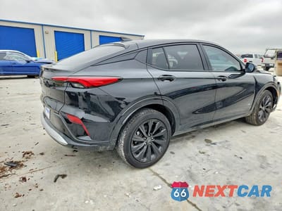 Trzecie zdjęcie samochodu z tyłu: 2026 BUICK ENVISTA SPORT TOURING VIN:KL47LBEP2TB119887 - miniatura